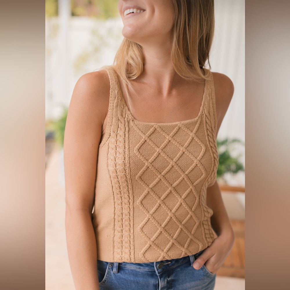 Neuflora Penbrook Top, Tan, Small